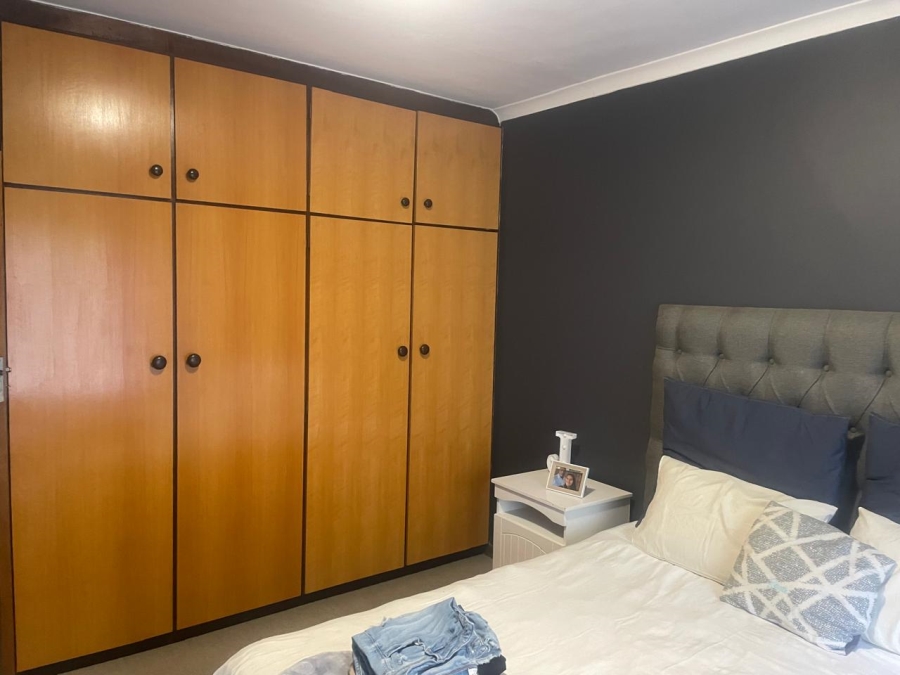 5 Bedroom Property for Sale in Porterville Western Cape